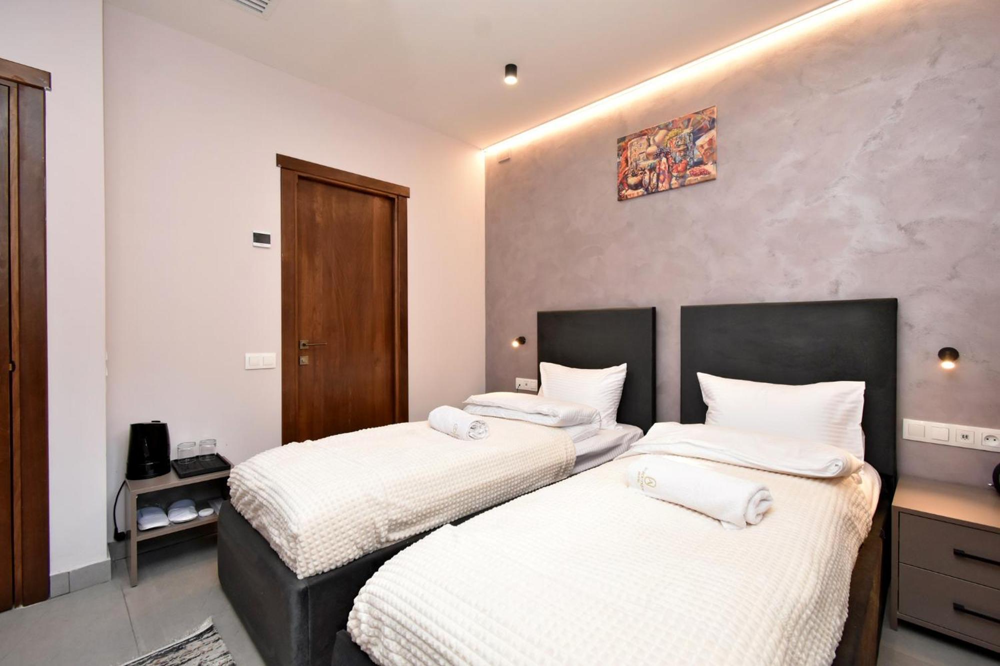 Avenue 23 Boutique Hotel Yerevan Exterior photo